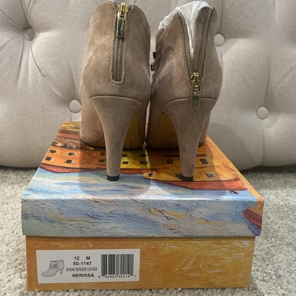 Bella Vita Almond Booties sz 12 - Picture 5 of 5